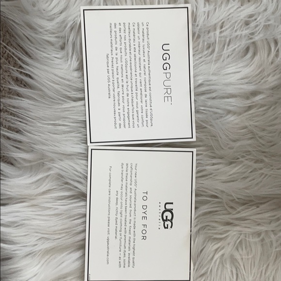 UGG Dahlen Riding Boot - Picture 7 of 9